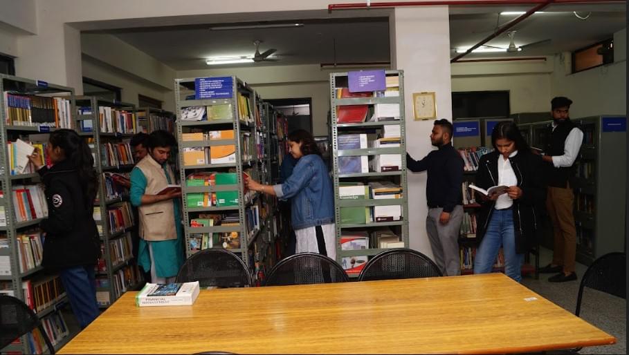 IILM Academy of Higher Learning Jaipur Campus photo 7